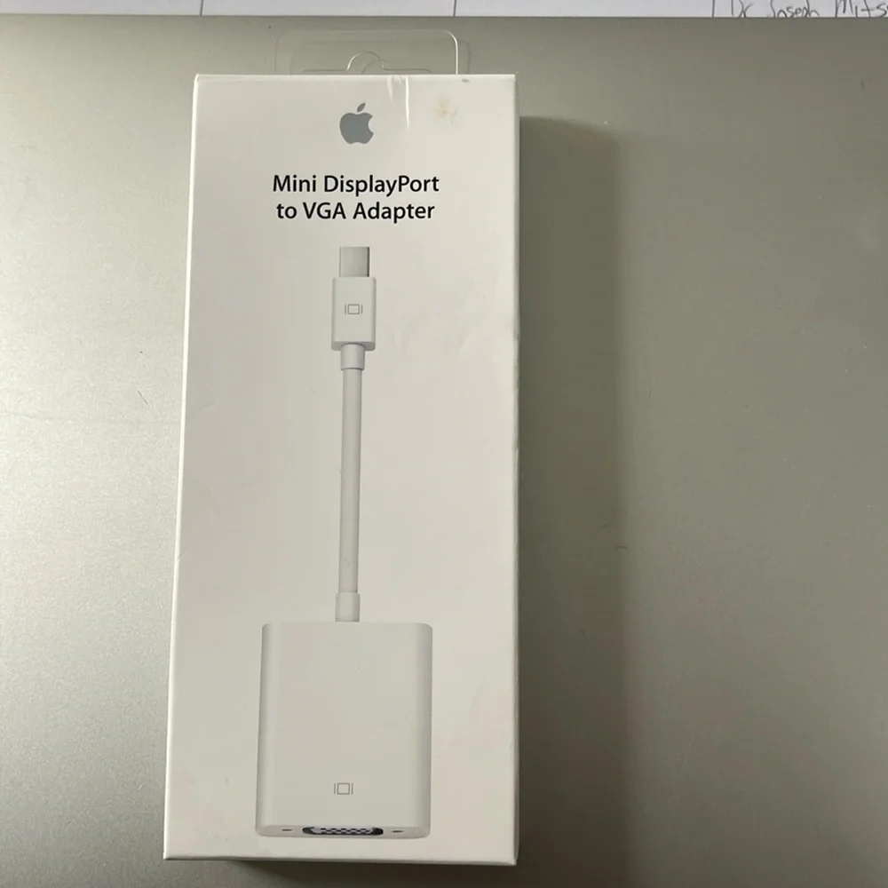 Apple Mini Display Port to VGA adapter - NEW IN box